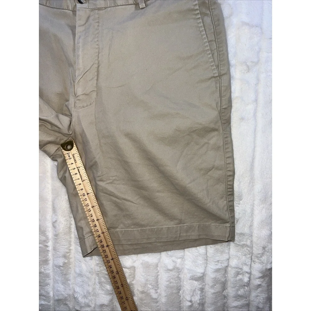 Peter Millar Mens Shorts Pima Cotton Blend Size 35 Beige Khaki Flat Front Chino
